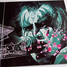 Load image into Gallery viewer, KIss - Final Beast at Budokan - Rare limited GREEN vinyl 2LP