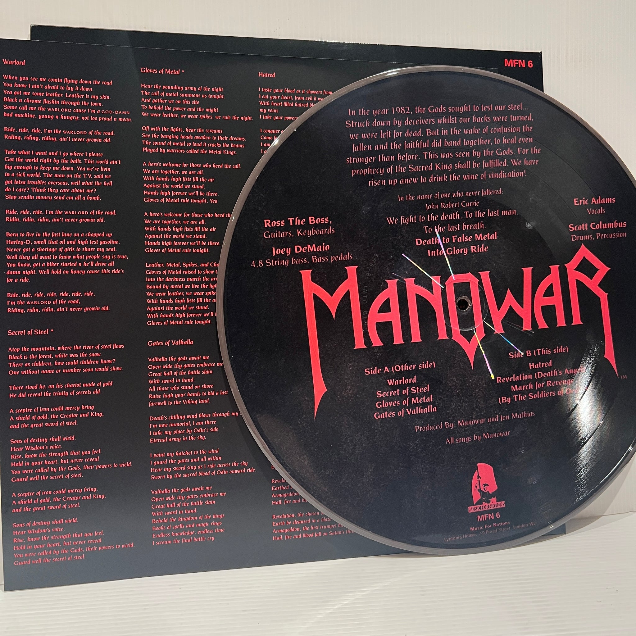 LP盤レコード)Manowar/INTO GLORY RIDE (K28P-409)【M004】 Manowar - Into Glory Ride (Picture Disc) - Mr Vinylios Records