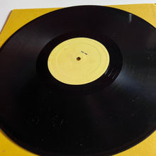 Load image into Gallery viewer, The Beatles - The Beatles on Stage in Japan - rare vinyl LP
