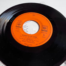 Load image into Gallery viewer, Bruce Springsteen - Badlands - rare JAPAN edition 7&quot;
