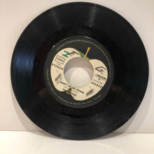Load image into Gallery viewer, The Beatles - Don&#39;t let me down - 7&quot; C006-04 084
